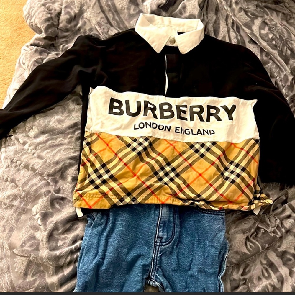 Burberry kids outfit